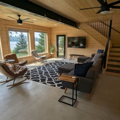 स्माइल अवाइल में सुरक्षित कीलेस एंट्री और अच्छी रोशनी वाला बाहरी हिस्सा हमारे सभी मेहमानों के लिए सुरक्षित और आसान सेल्फ-चेक-इन की सुविधा प्रदान करता है।